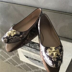 Tory Burch logo shoes